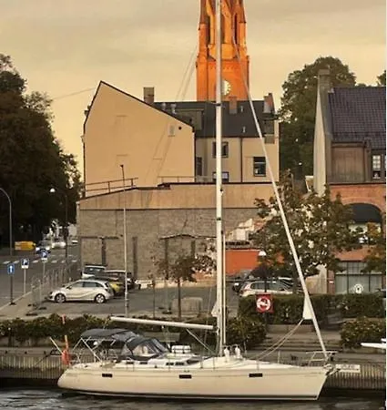 Seilbat 39 Fot I Sentrum Med Hotellkomfort For 6 Pers 보트호텔 *