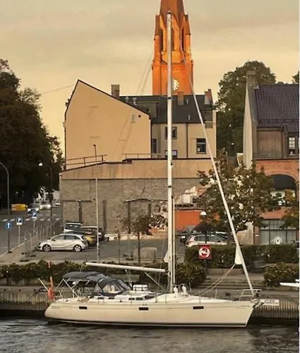 Seilbat 39 Fot I Sentrum Med Hotellkomfort For 6 Pers 보트호텔 *